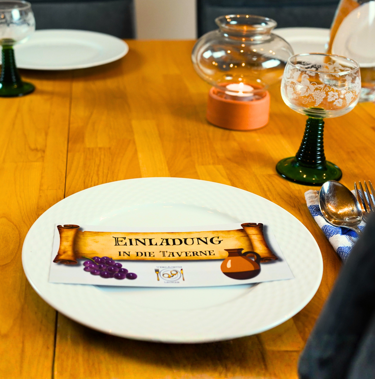 Mord in der Taverne Krimi Spiel Krimi Dinner fuer zuhause Kartenfoto